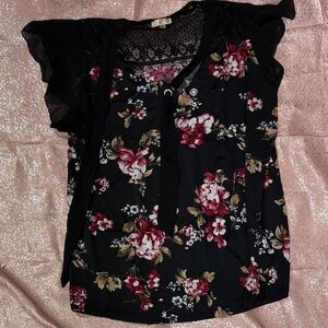 Lavish Black Floral Lace Women's Blouse